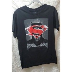 *NWT*‎ Batman Vs Superman Ripped Poster Mens T-shirt *MED*